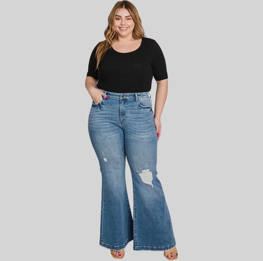 Women’s Curvy Super High Rise 70's Inspired Flare