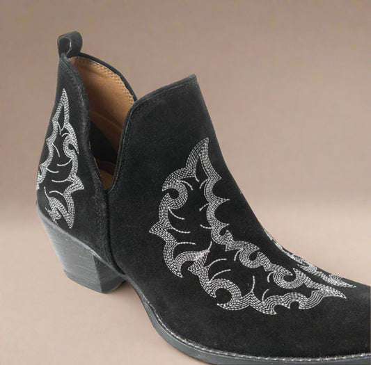Trail Runner Suede Booties- Black