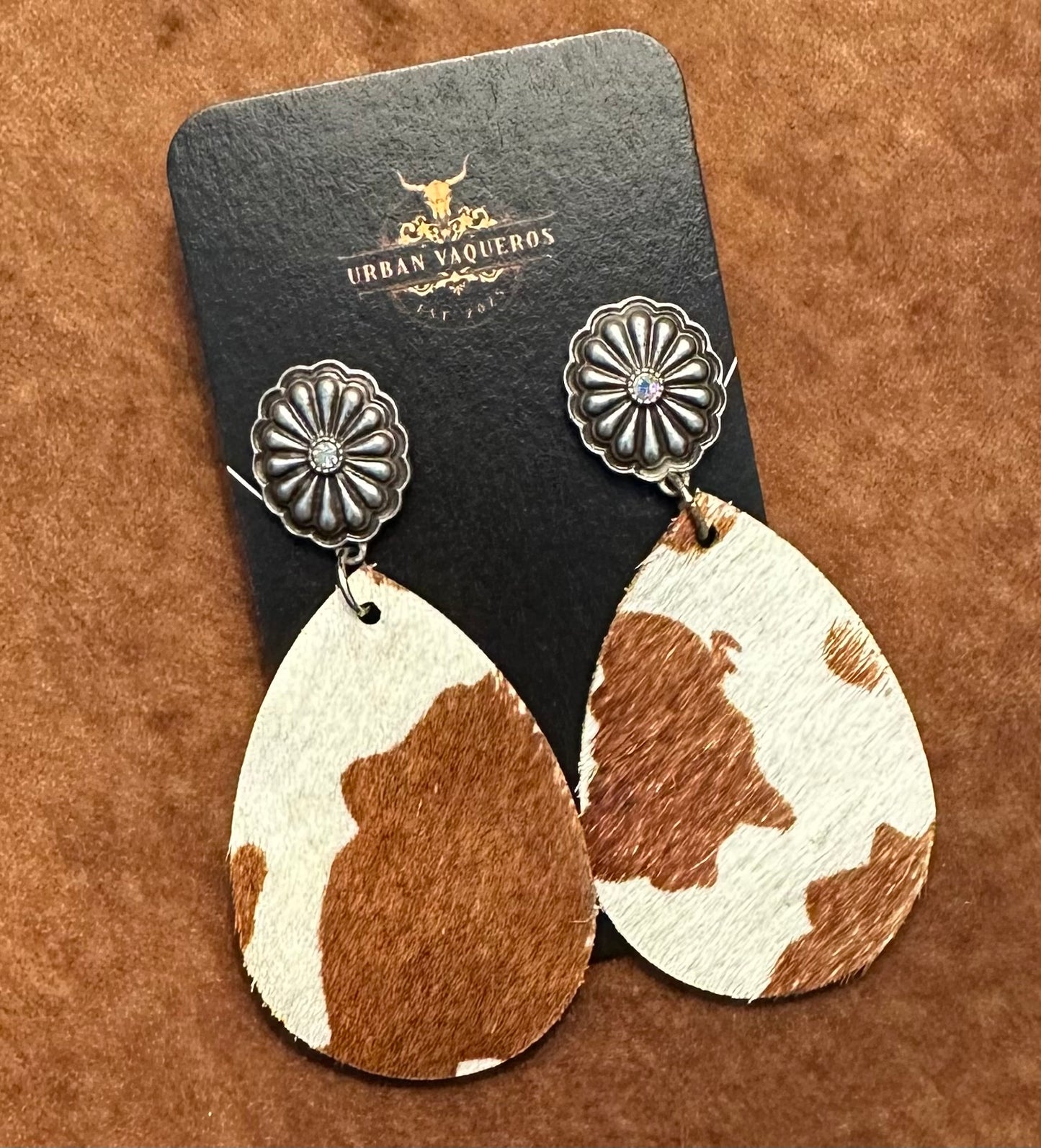 Carved Concho Brown and White Print Earrings