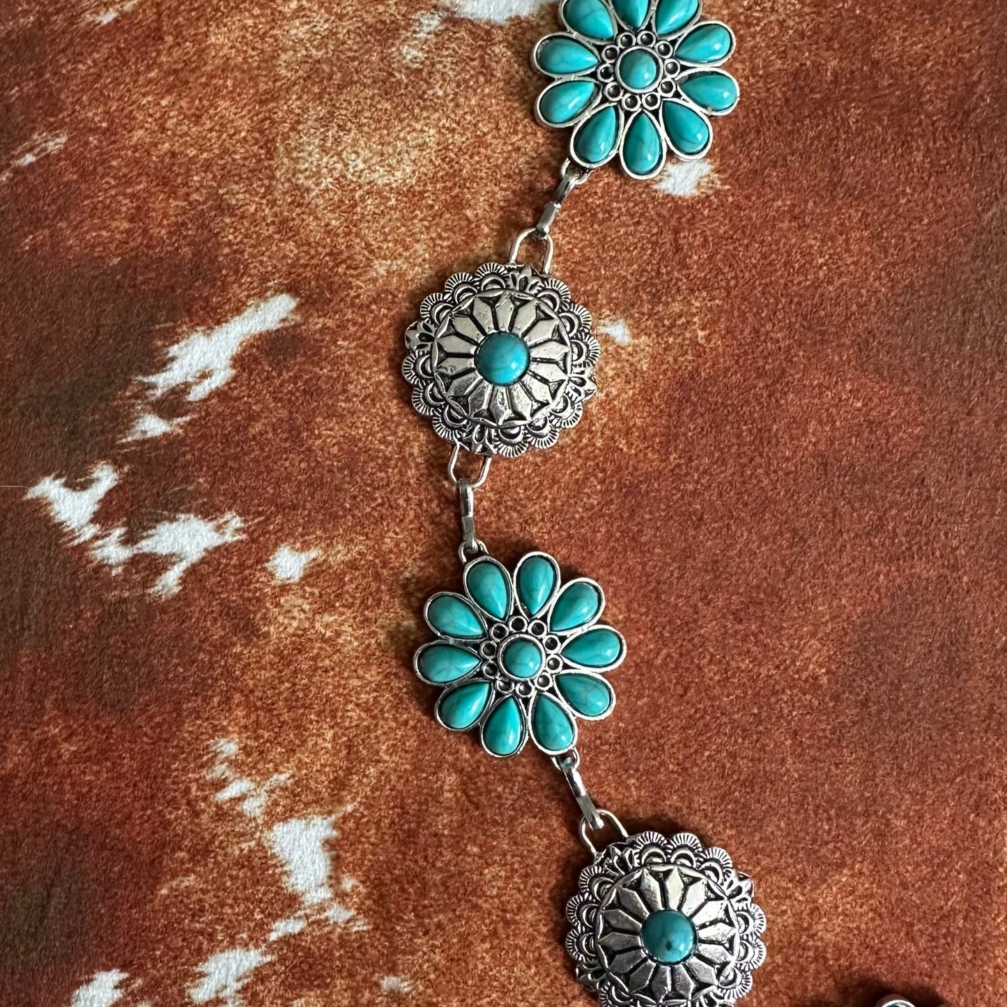 Turquoise Gemstone Floral Chain Belt