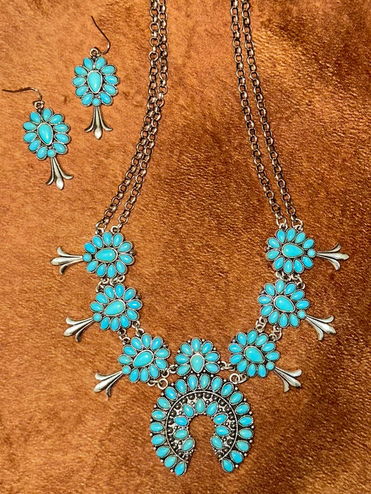 Stone Squash Blossom
Necklace Set