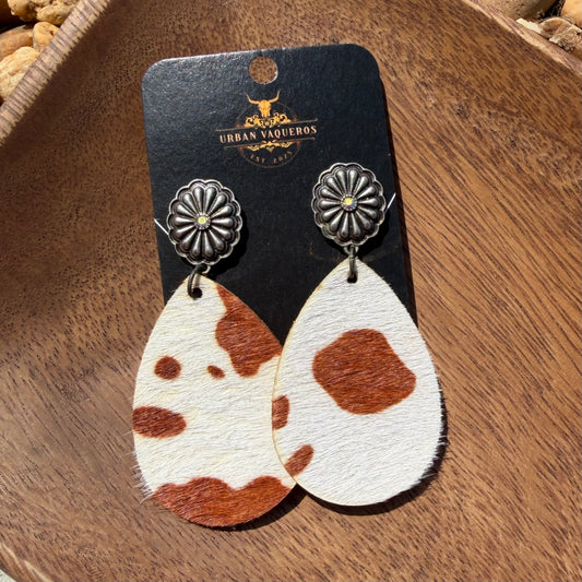Carved Concho Brown and White Print Earrings