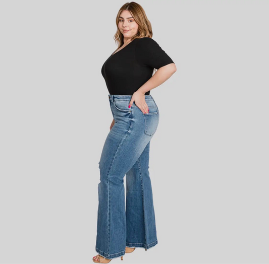 Women’s Curvy Super High Rise 70's Inspired Flare