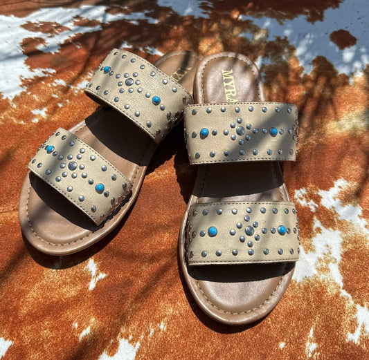 Sagebrush Slides-Ivory