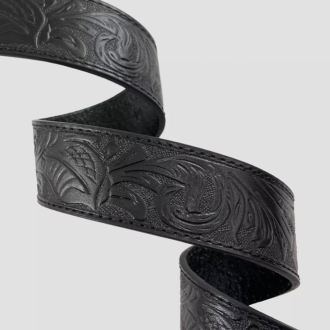 Women’s Wrangler Floral Embossed Leather Belt
