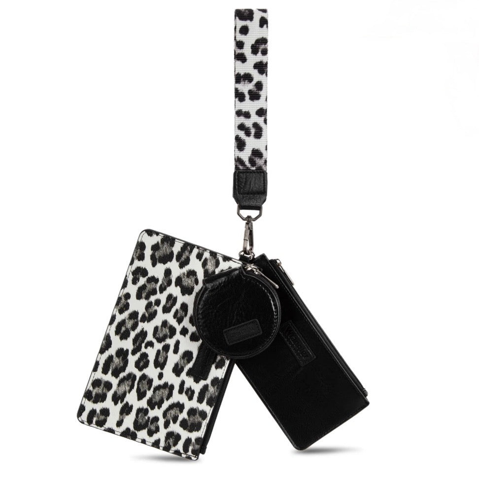Wrangler Leopard Print Dual Pouch Wristlet with Zipper Round Case