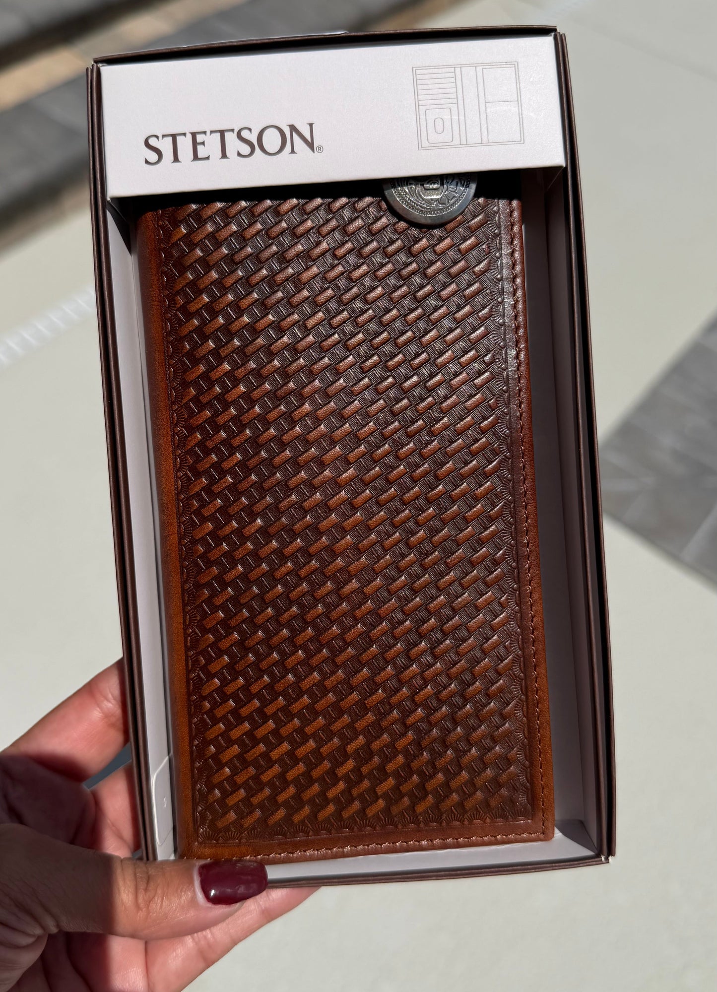 Stetson Men’s Top grain basketweave embossed leather Wallet