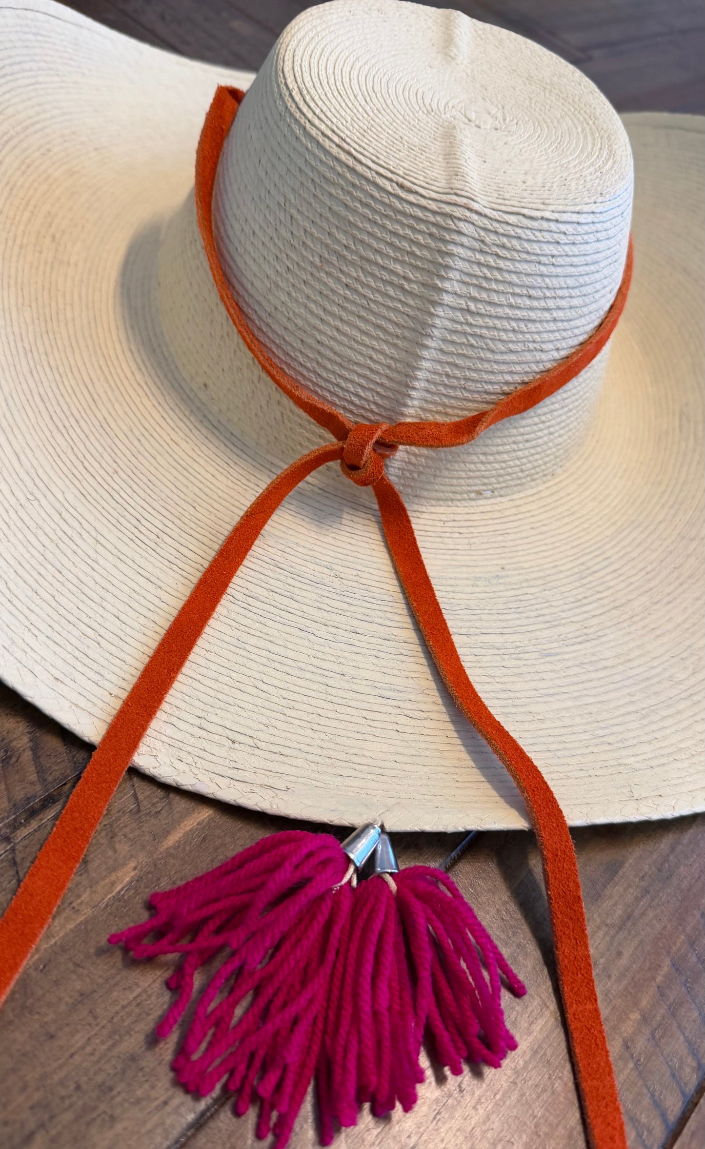 Sombrero Calentano machine made con listón Naranjada Gamosa-Urban Vaqueros Exclusive Edition-Unisex