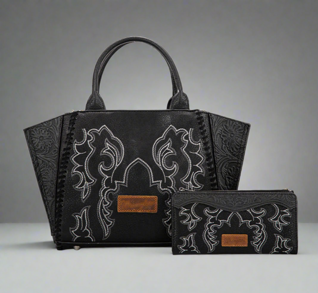 WRANGLER EMBROIDERED BOOT SCROLL TOTE BAG AND BIFOLD WALLET SET