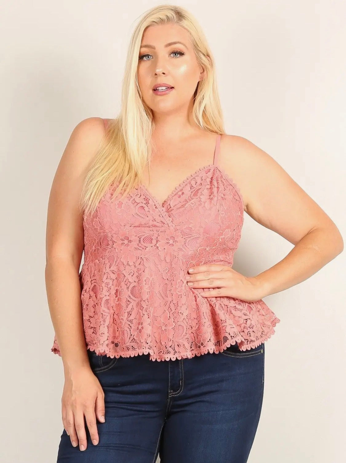 Curvy Lace Sleeveless Top- Mauve