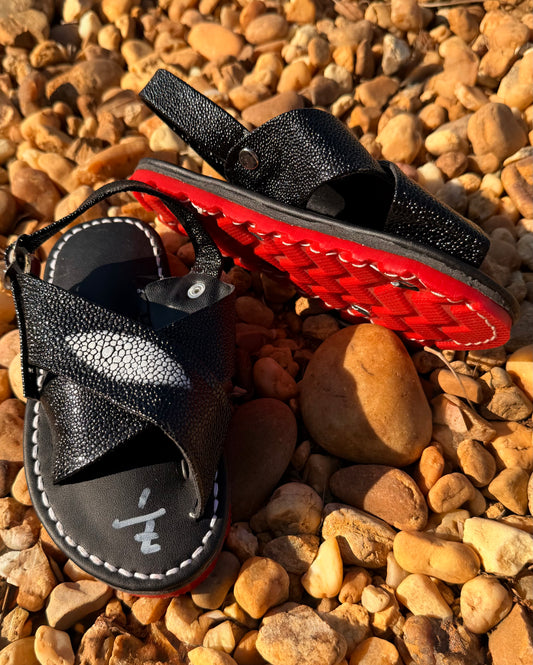 Kids Huaraches Synthetic Leather Diamond Design in Stingray with Red Sole