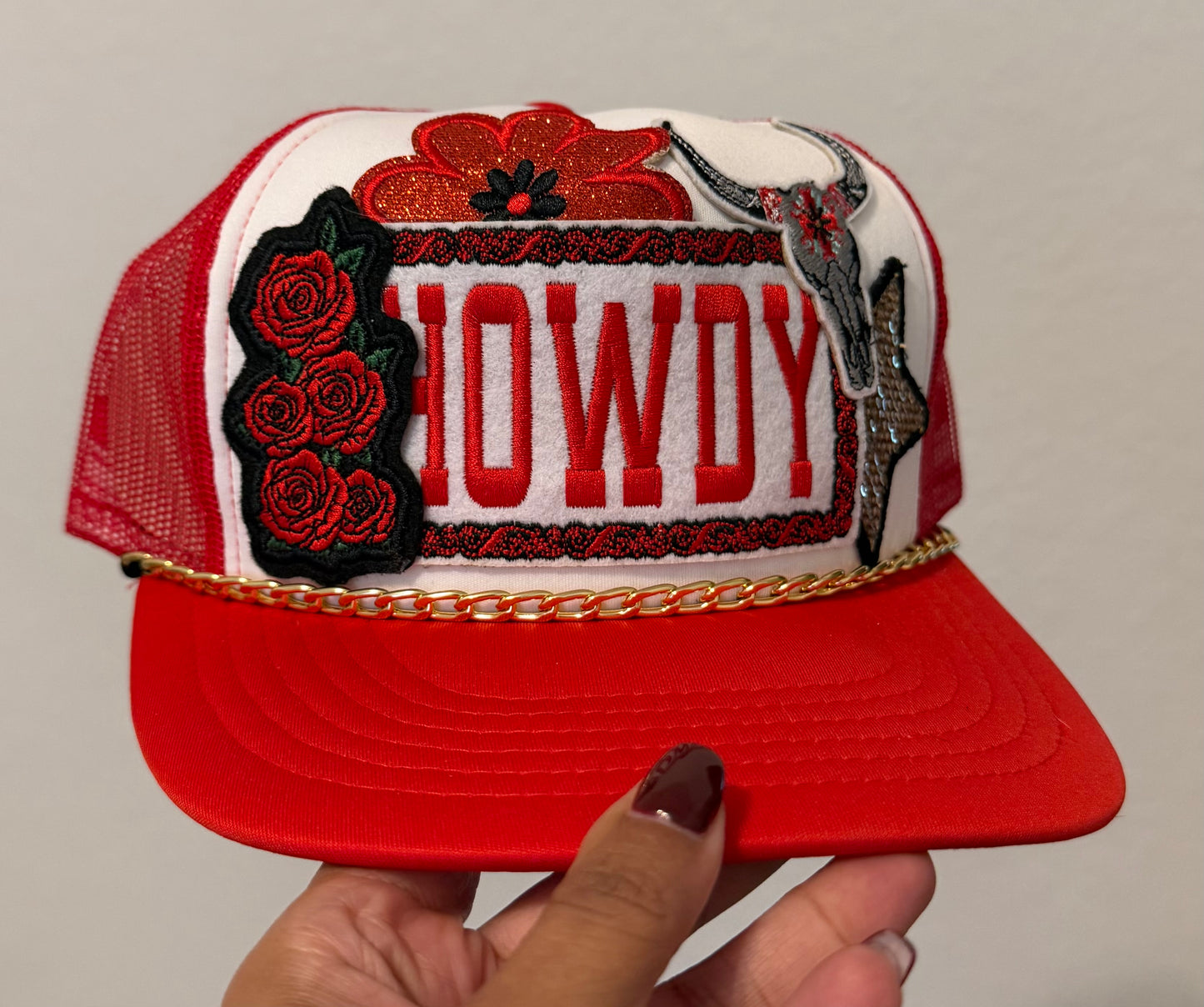 HOWDY ROSE TRUCKER HAT